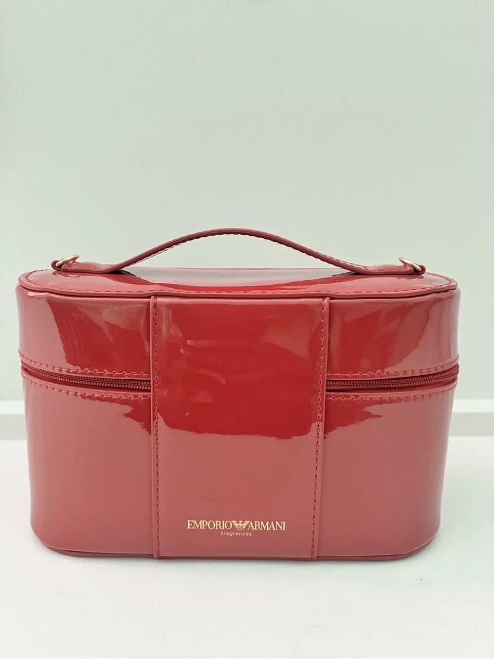 Emporio Armani Burgundy: Leather Style Travel Bag